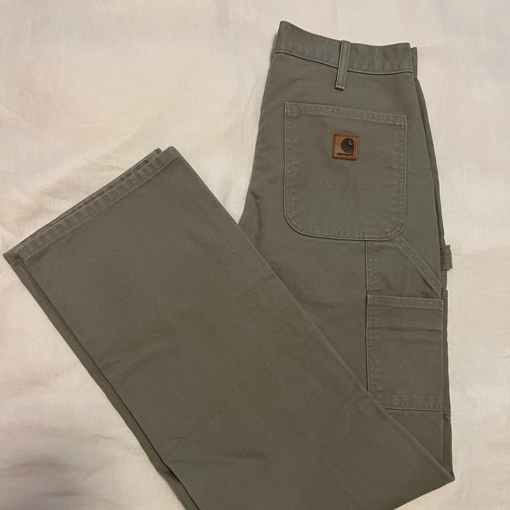 Carhartt Cargo Pants. 100% cotton, original dungaree fit.